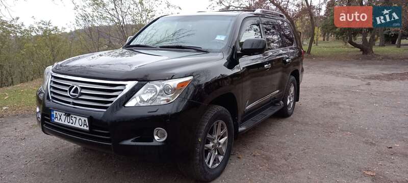 Позашляховик / Кросовер Lexus LX 2008 в Харкові
