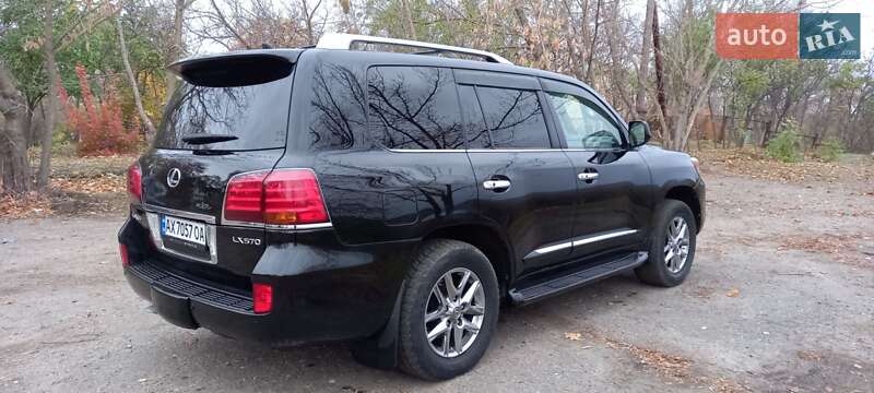 Позашляховик / Кросовер Lexus LX 2008 в Харкові
