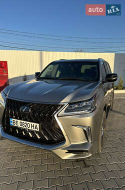 Позашляховик / Кросовер Lexus LX 2019 в 