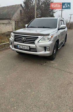 Внедорожник / Кроссовер Lexus LX 2008 в 