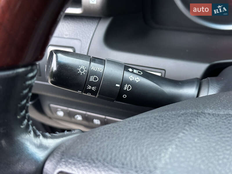 Внедорожник / Кроссовер Lexus LX 2011 в Одессе