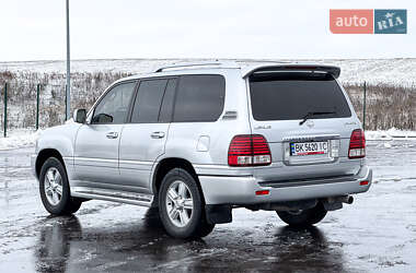 Внедорожник / Кроссовер Lexus LX 2005 в 