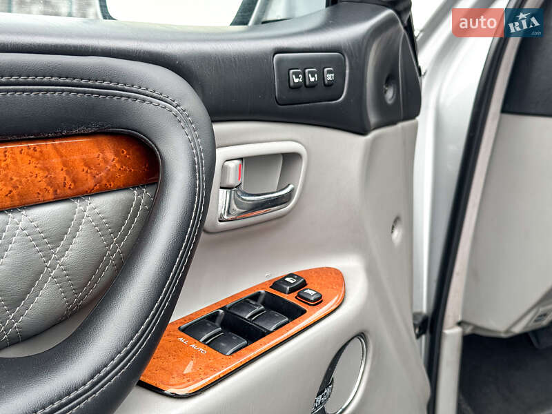 Позашляховик / Кросовер Lexus LX 2005 в Рівному фото 18 Позашляховик / Кросовер Lexus LX 2005 в Рівному