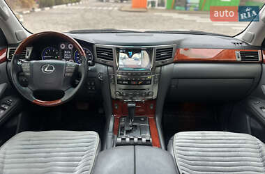 Внедорожник / Кроссовер Lexus LX 2008 в Кривом Роге