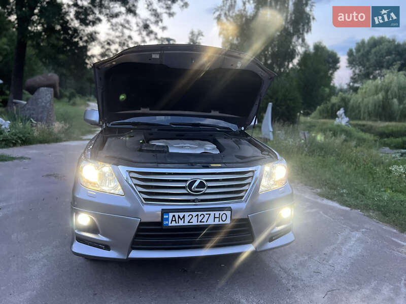 Внедорожник / Кроссовер Lexus LX 2011 в Коростышеве фото 4 Внедорожник / Кроссовер Lexus LX 2011 в Коростышеве