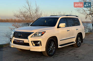 Позашляховик / Кросовер Lexus LX 2013 в Дніпрі