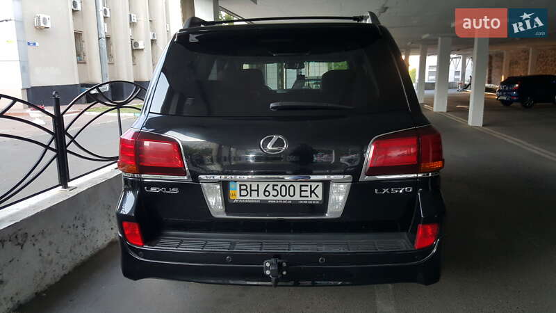 Внедорожник / Кроссовер Lexus LX 2011 в Одессе