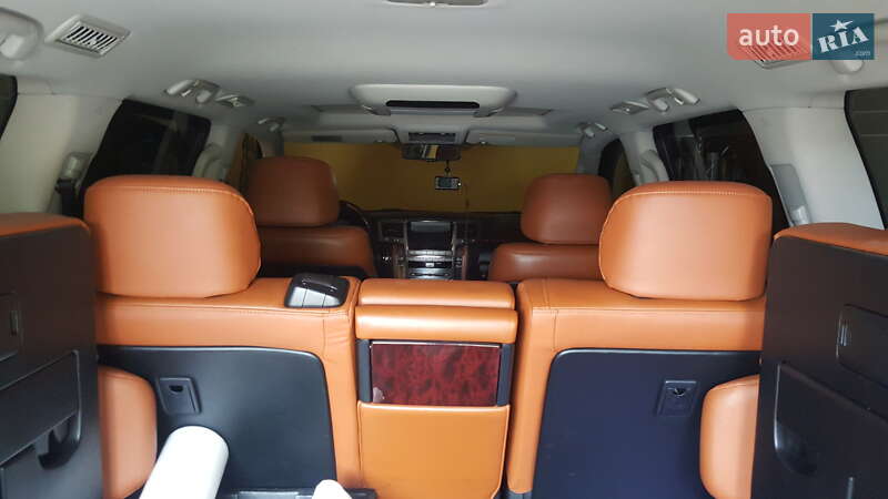 Внедорожник / Кроссовер Lexus LX 2011 в Одессе