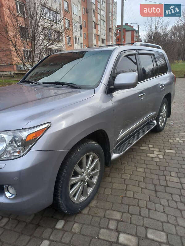 Внедорожник / Кроссовер Lexus LX 2010 в Ивано-Франковске
