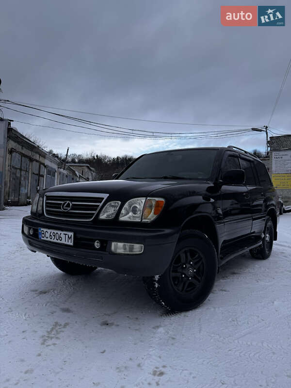 Позашляховик / Кросовер Lexus LX 2005 в Львові