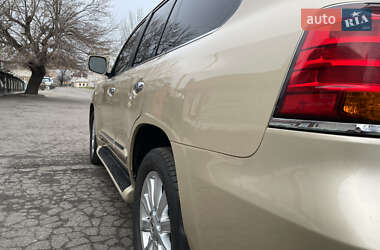 Внедорожник / Кроссовер Lexus LX 2008 в 