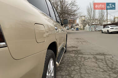Внедорожник / Кроссовер Lexus LX 2008 в 