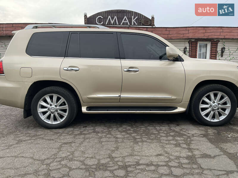 Позашляховик / Кросовер Lexus LX 2008 в Миколаєві