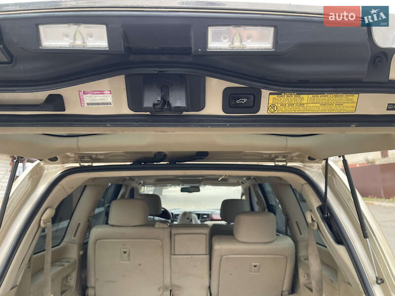 Позашляховик / Кросовер Lexus LX 2008 в Миколаєві