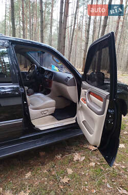 Позашляховик / Кросовер Lexus LX 2003 в 