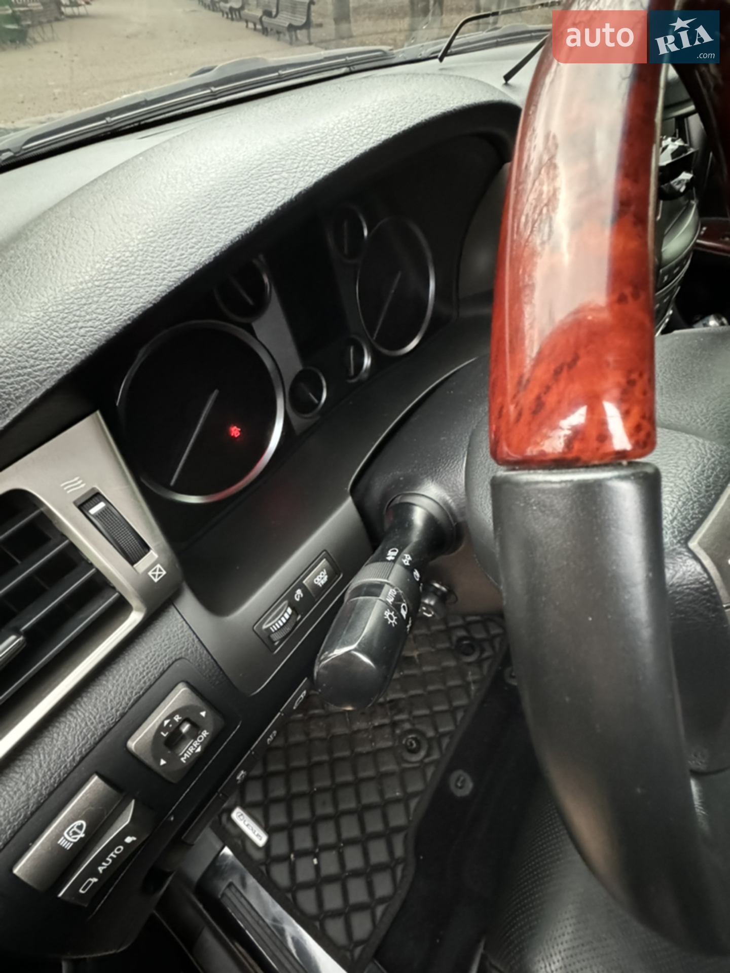 2013 Lexus LX - мініатюра 31