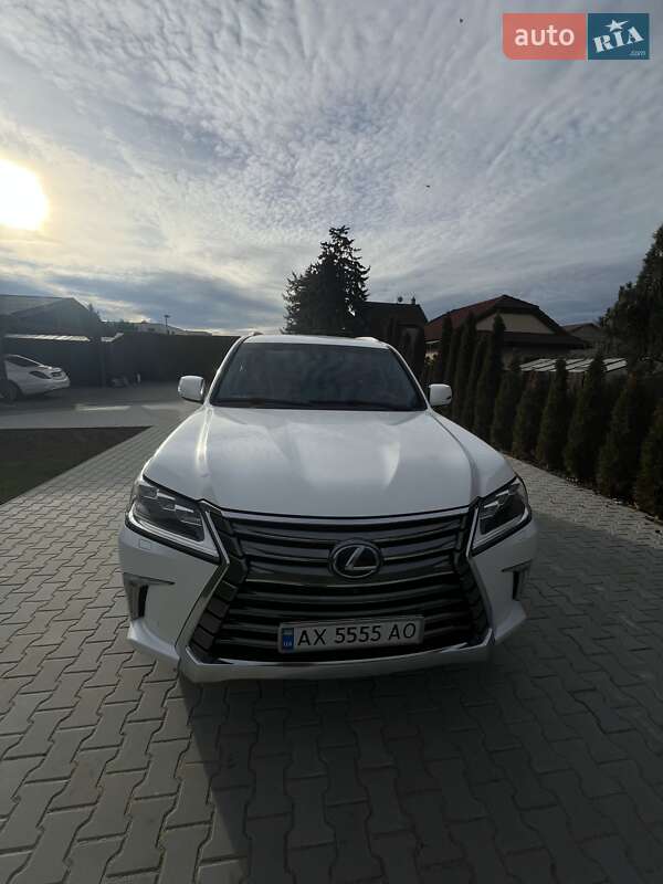 Внедорожник / Кроссовер Lexus LX 2016 в Харькове