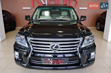 Внедорожник / Кроссовер Lexus LX 2013 в 
