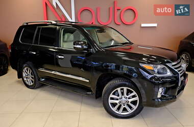 Внедорожник / Кроссовер Lexus LX 2013 в 