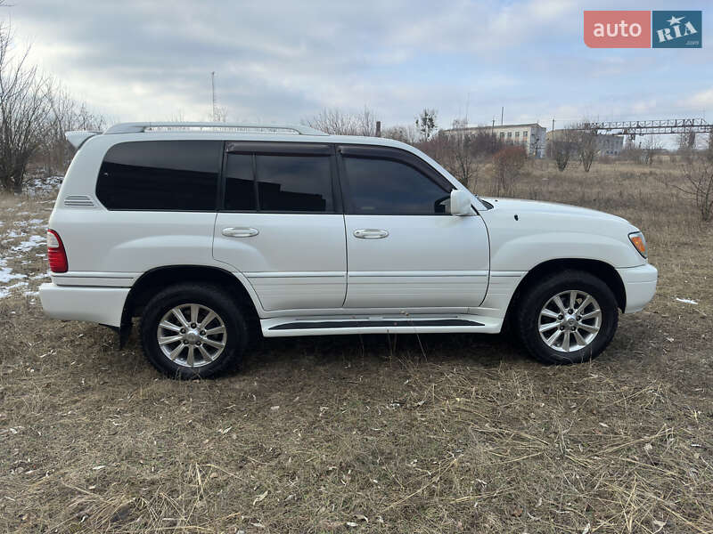 Внедорожник / Кроссовер Lexus LX 2004 в Киеве
