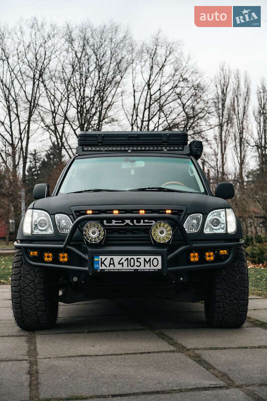 Lexus LX 2007