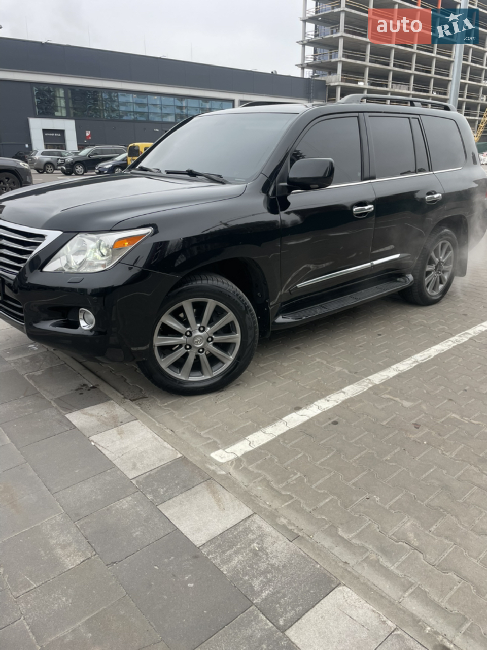 2011 Lexus LX - мініатюра 24