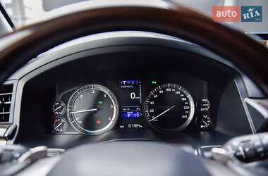 Внедорожник / Кроссовер Lexus LX 2017 в 
