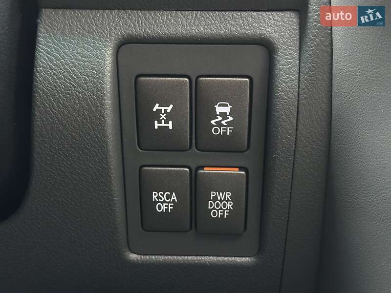 Позашляховик / Кросовер Lexus LX 2008 в Чернівцях