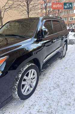 Позашляховик / Кросовер Lexus LX 2011 в 