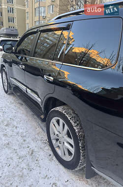 Позашляховик / Кросовер Lexus LX 2011 в 