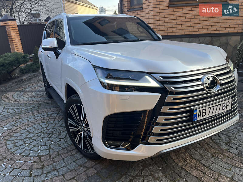 Внедорожник / Кроссовер Lexus LX 2022 в 