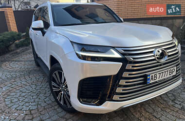 Внедорожник / Кроссовер Lexus LX 2022 в 