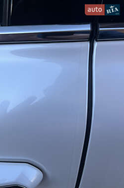 Внедорожник / Кроссовер Lexus LX 2022 в 