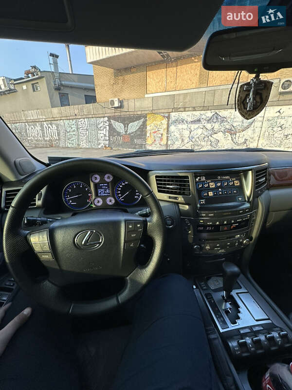 Позашляховик / Кросовер Lexus LX 2008 в Запоріжжі