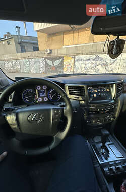 Внедорожник / Кроссовер Lexus LX 2008 в Запорожье