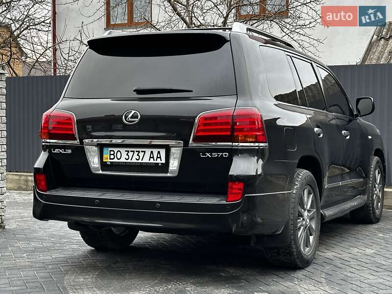 Внедорожник / Кроссовер Lexus LX 2011 в Тернополе