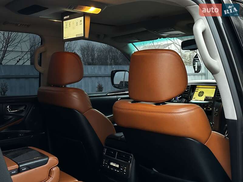 Внедорожник / Кроссовер Lexus LX 2011 в Тернополе