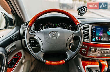 Внедорожник / Кроссовер Lexus LX 2007 в 