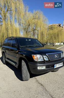 Внедорожник / Кроссовер Lexus LX 2004 в 