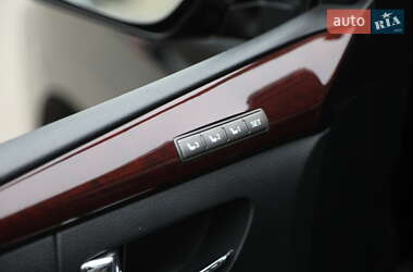 Внедорожник / Кроссовер Lexus LX 2012 в 