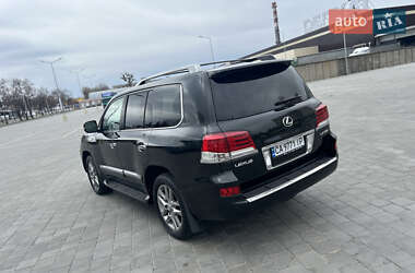 Позашляховик / Кросовер Lexus LX 2012 в 