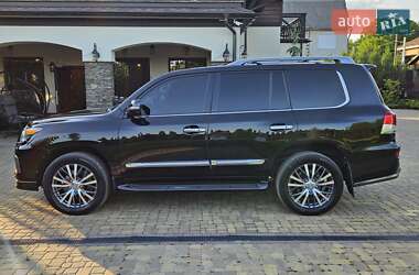 Позашляховик / Кросовер Lexus LX 2012 в 