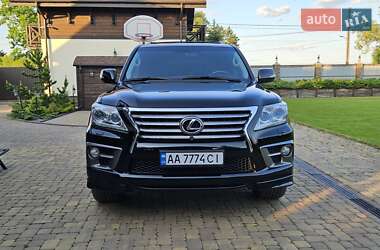 Позашляховик / Кросовер Lexus LX 2012 в 