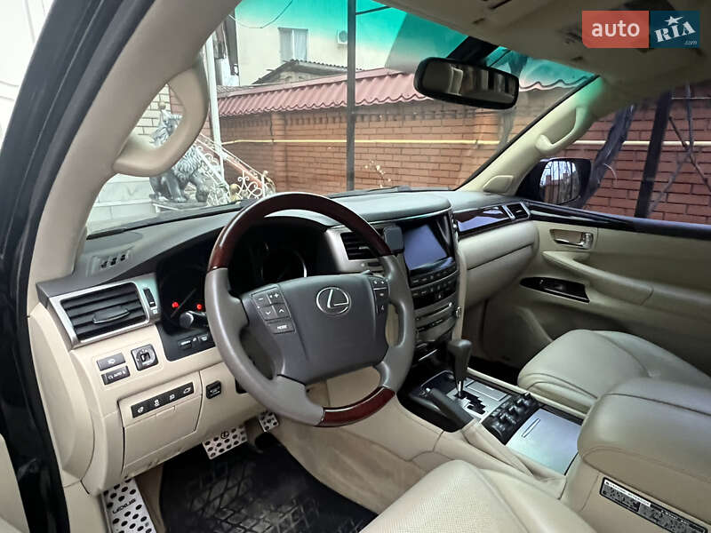 Позашляховик / Кросовер Lexus LX 2012 в Одесі
