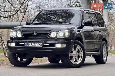 Внедорожник / Кроссовер Lexus LX 2003 в 