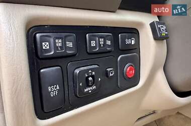 Внедорожник / Кроссовер Lexus LX 2003 в 