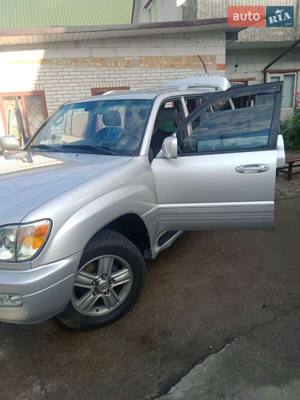Внедорожник / Кроссовер Lexus LX 2005 в Борисполе