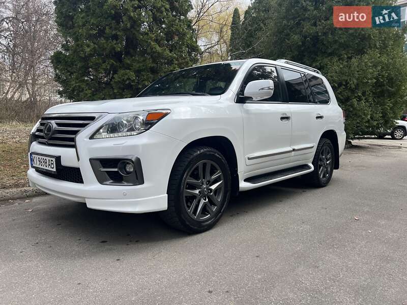 Позашляховик / Кросовер Lexus LX 2013 в Києві