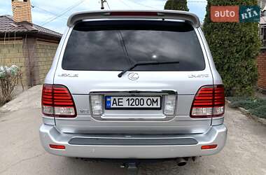 Внедорожник / Кроссовер Lexus LX 2005 в 