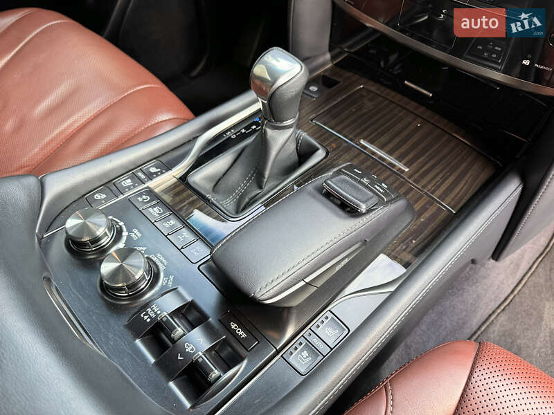 Внедорожник / Кроссовер Lexus LX 2016 в Киеве фото 54 Внедорожник / Кроссовер Lexus LX 2016 в Киеве